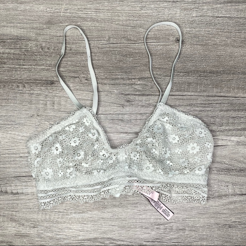 👚 Victoria’s Secret Lace Bralette Size Small 👚